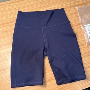 Fabletics Define 9” short